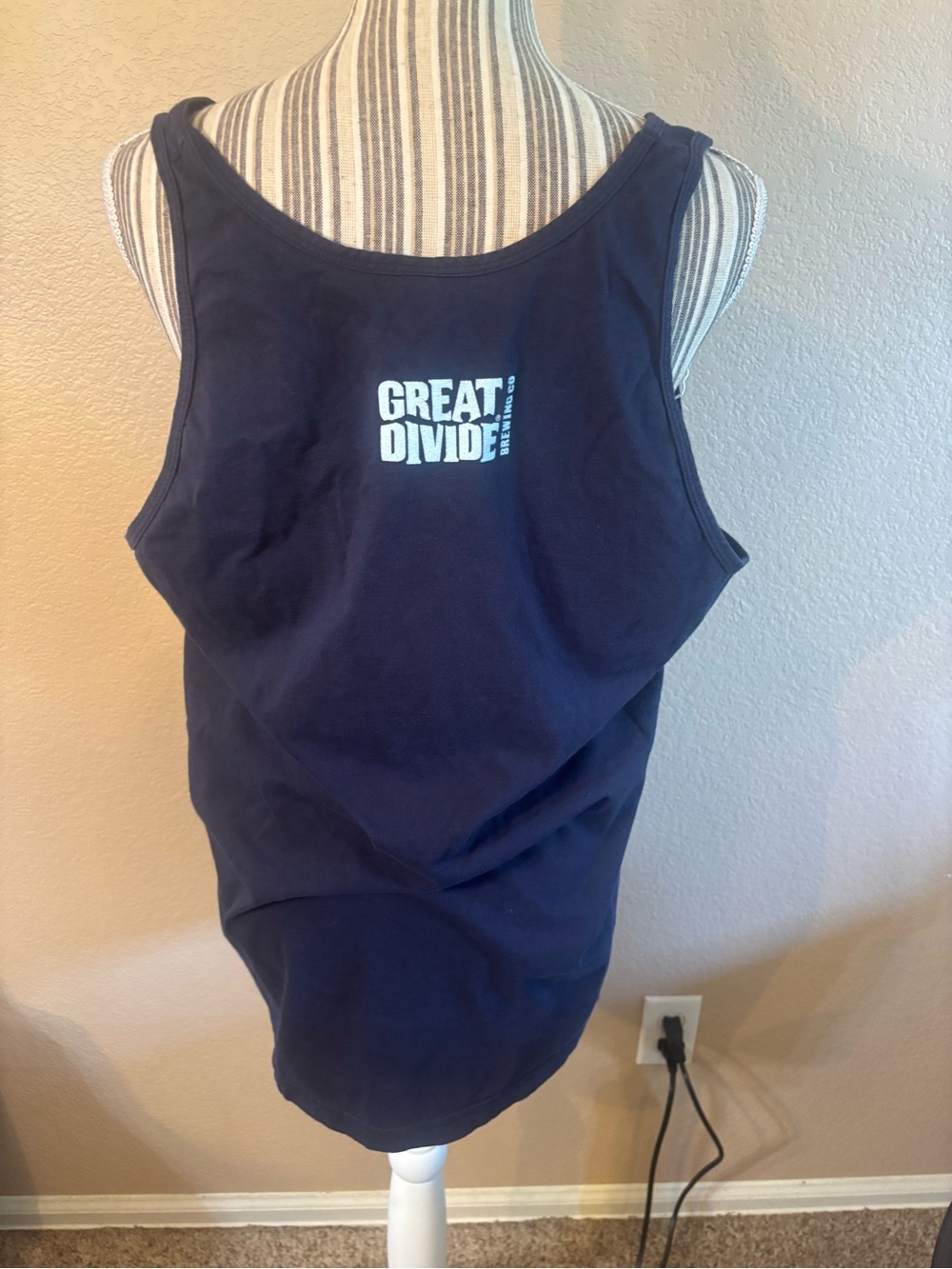 Great Divide Brewing Tank Top Medium Navy Blue w/Light Blue Logo Denver Colorado - Picture 7 of 13